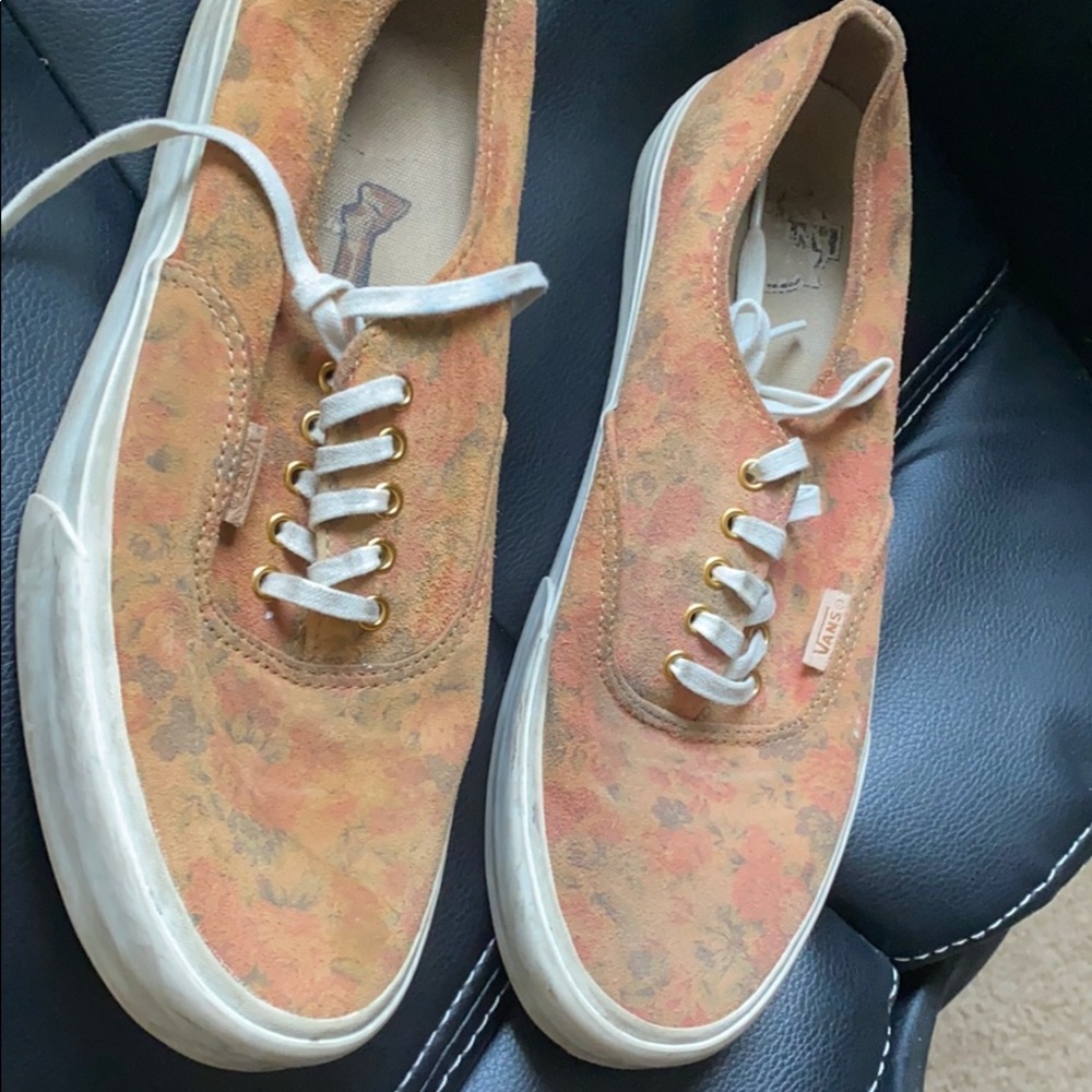 Floral VANS Size 10 - Picture 2 of 2